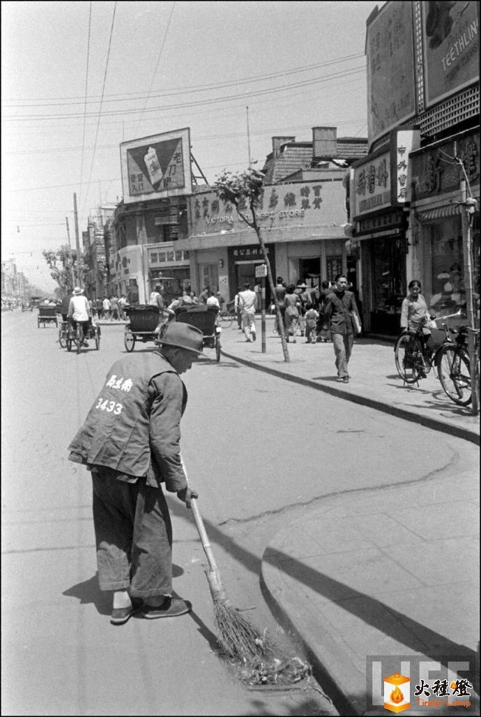 1949꣬ϺһƳܿ-˹ Jack Birns z180.jpg