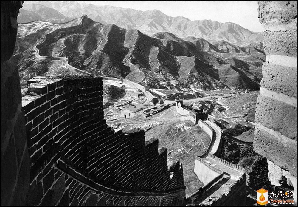 1957꣬LǡϔzӰR-β Marc Riboud z.jpg