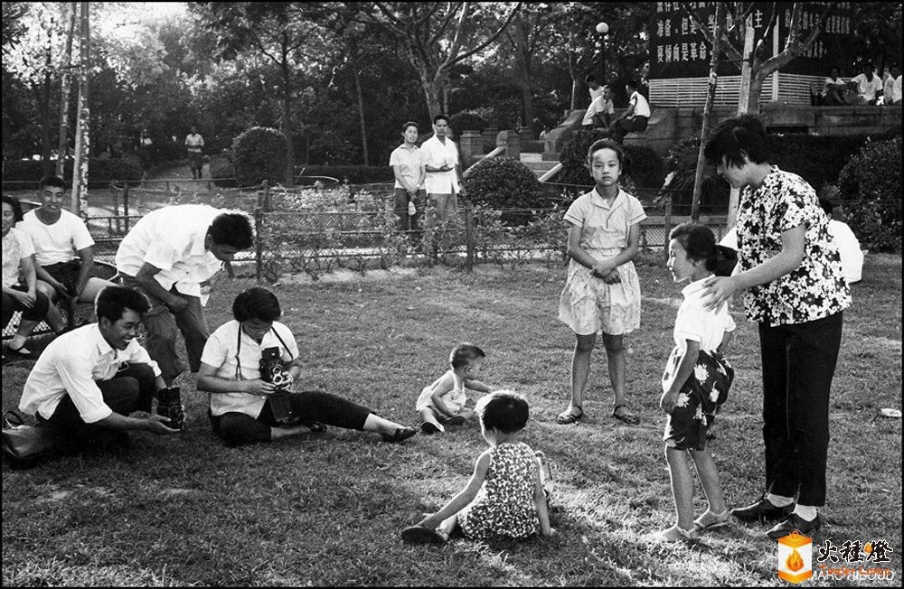 1971꣬ϔzӰR-β Marc Riboud z4.jpg