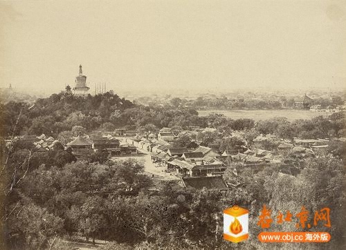 CRI_182702 View of the Gardens and BUddhist Temple of Peking, October 29, 1860.jpg