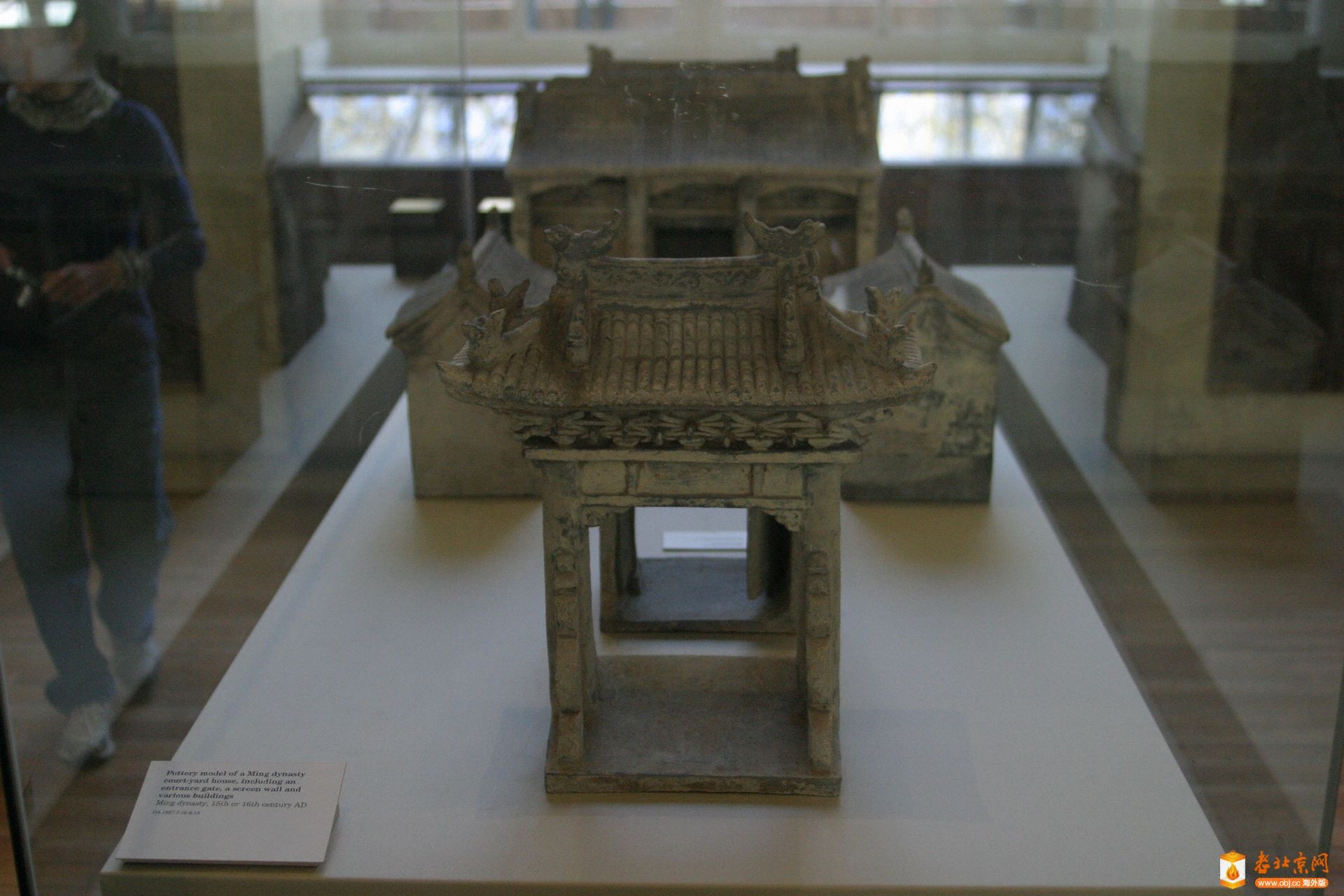 16.ԺģͣPottery model of a Ming dynasty court-yard house,includ.jpg