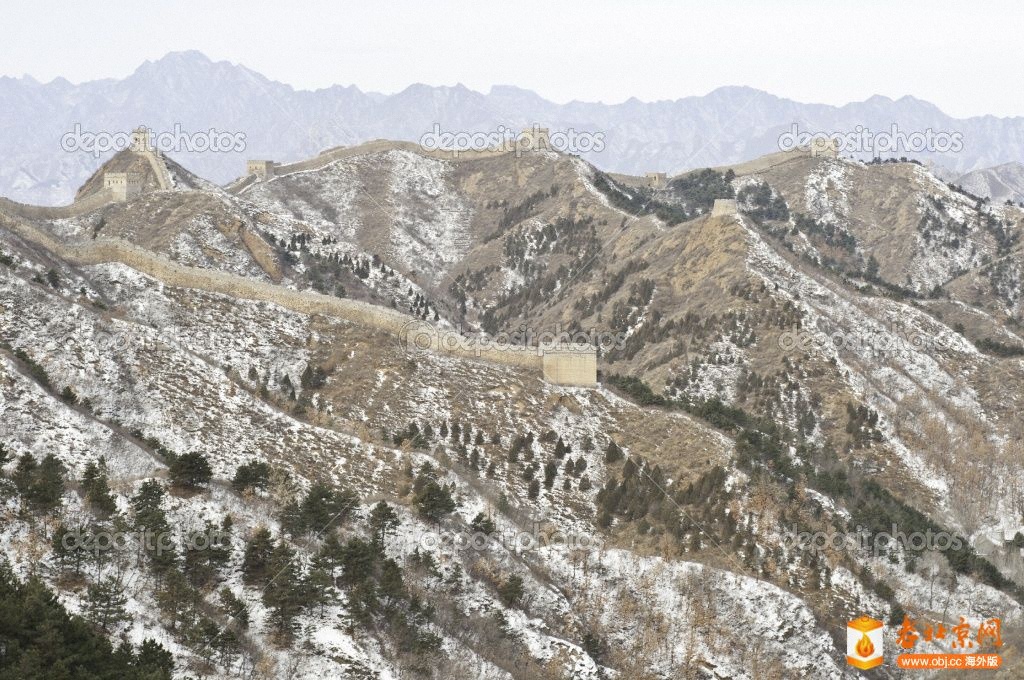 depositphotos_6607345-Great-wall-of-china-during-the-winter.jpg